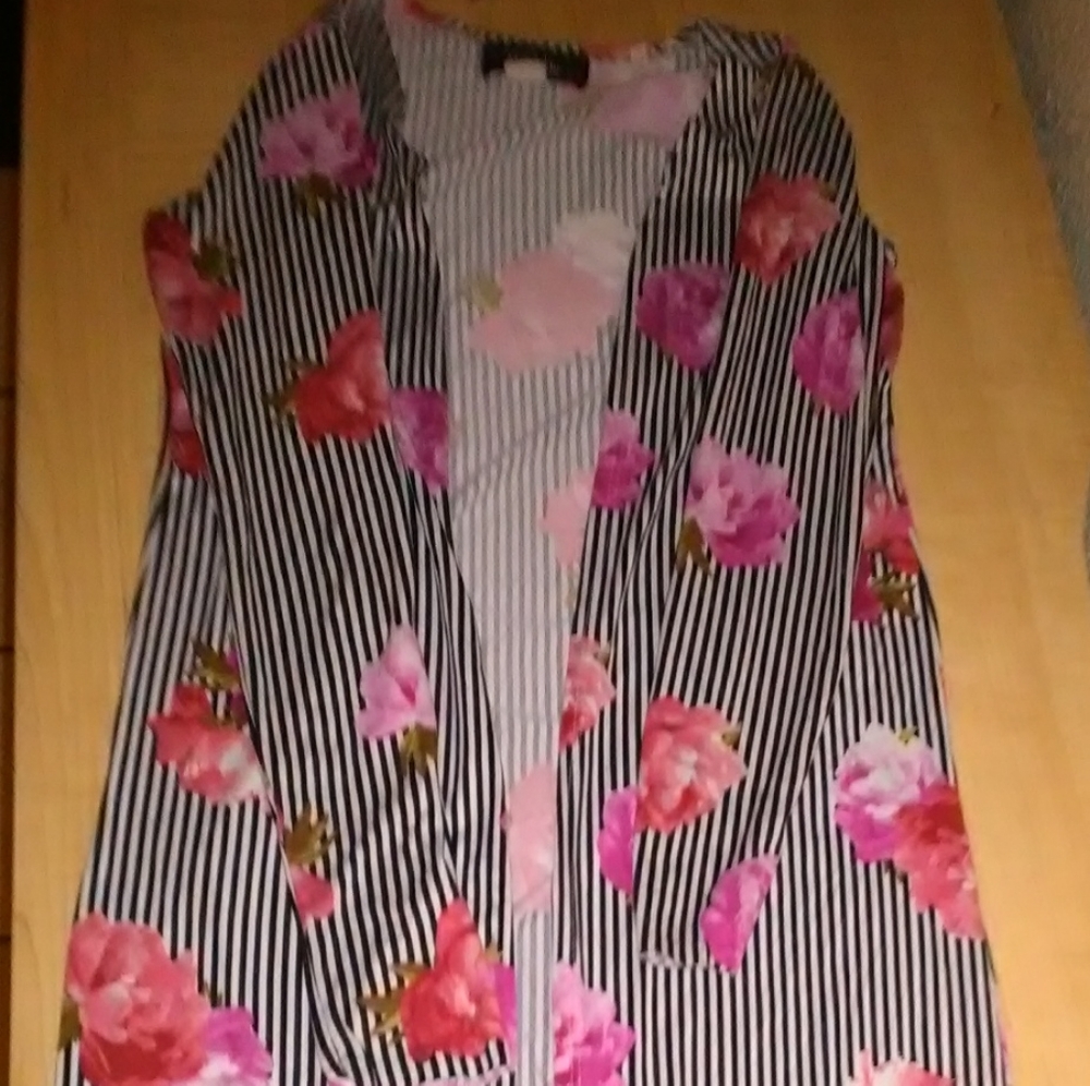 Floor length cardigan black/white striped +floral